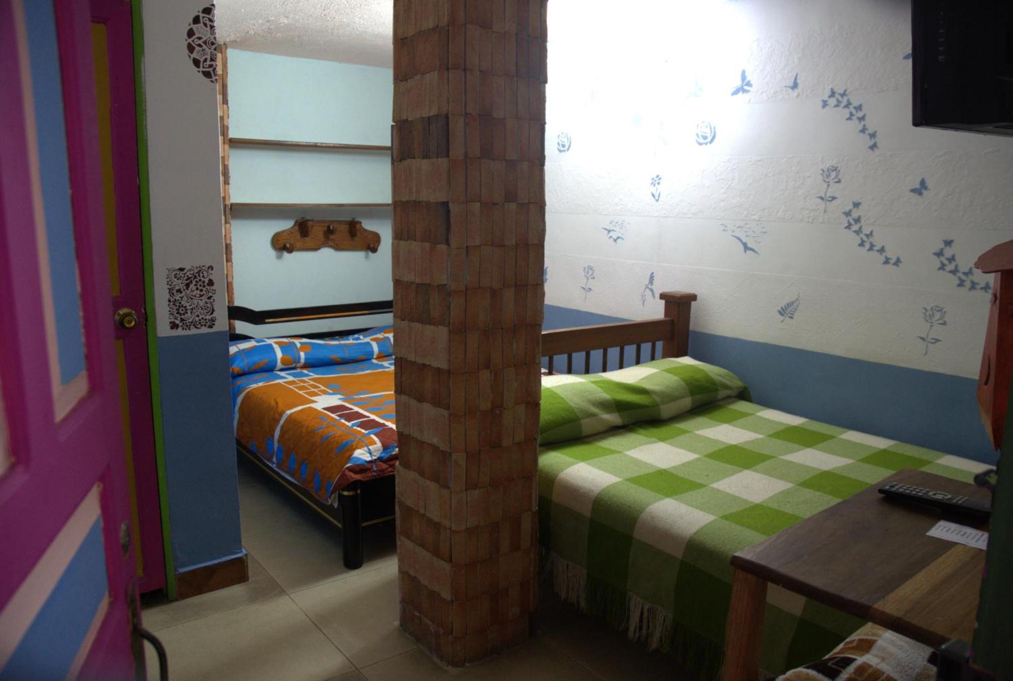 Hotel Atenas Jerico Bagian luar foto