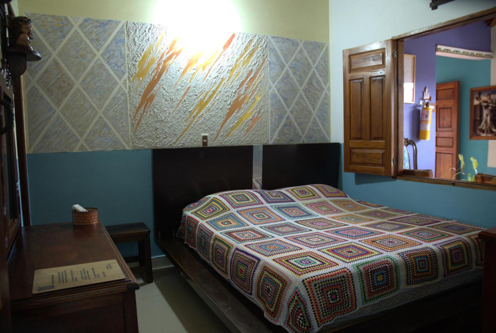Hotel Atenas Jerico Bagian luar foto