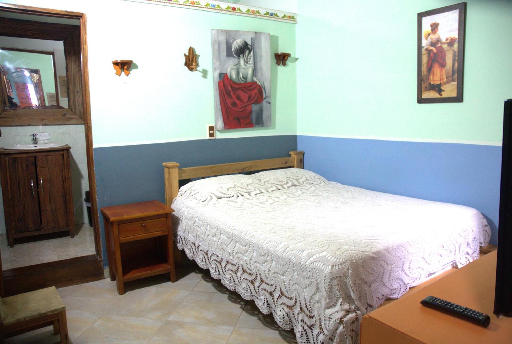 Hotel Atenas Jerico Bagian luar foto